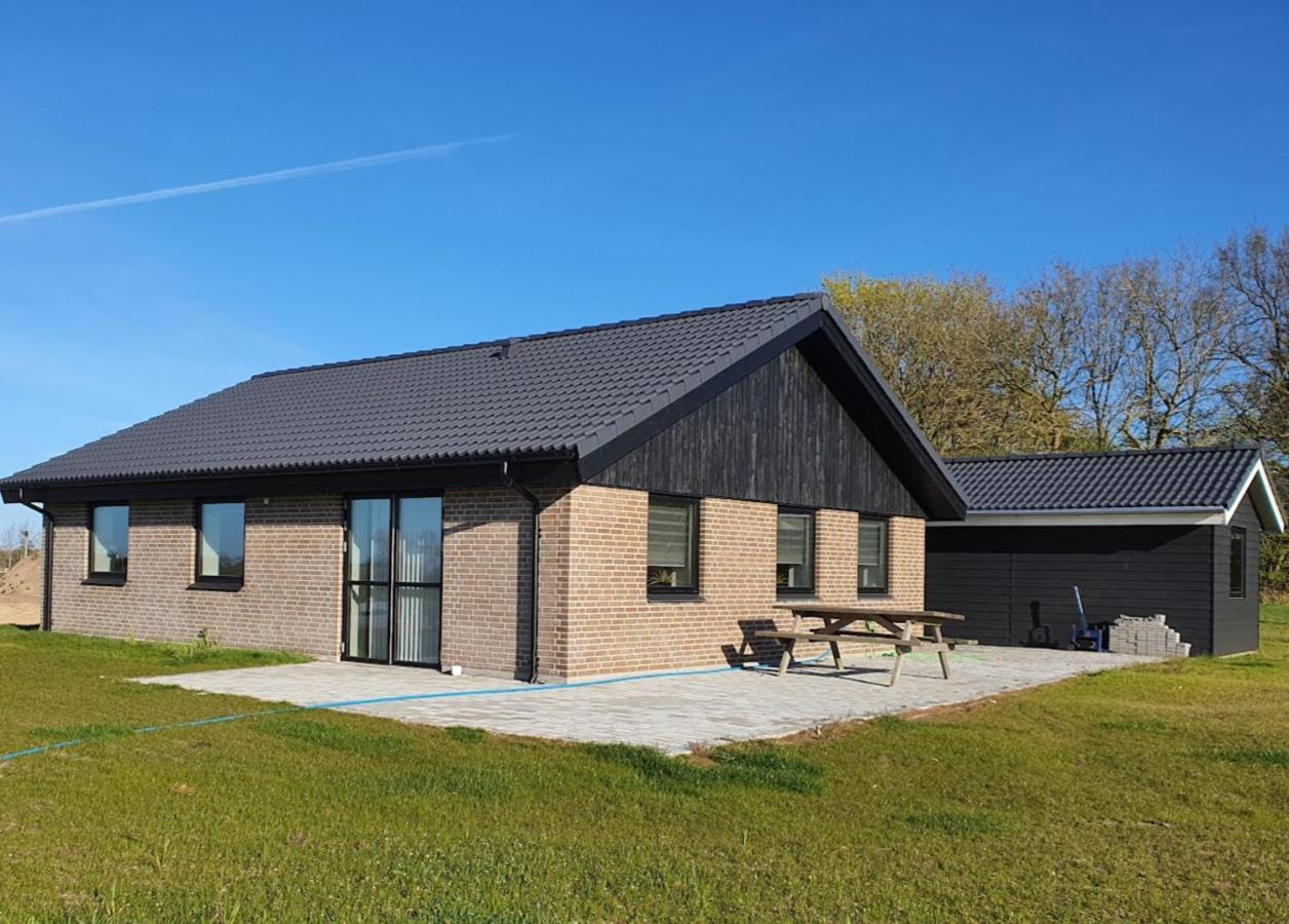 Bed and Breakfast Faelleshuset Kirkebakken Otterup Esterno foto